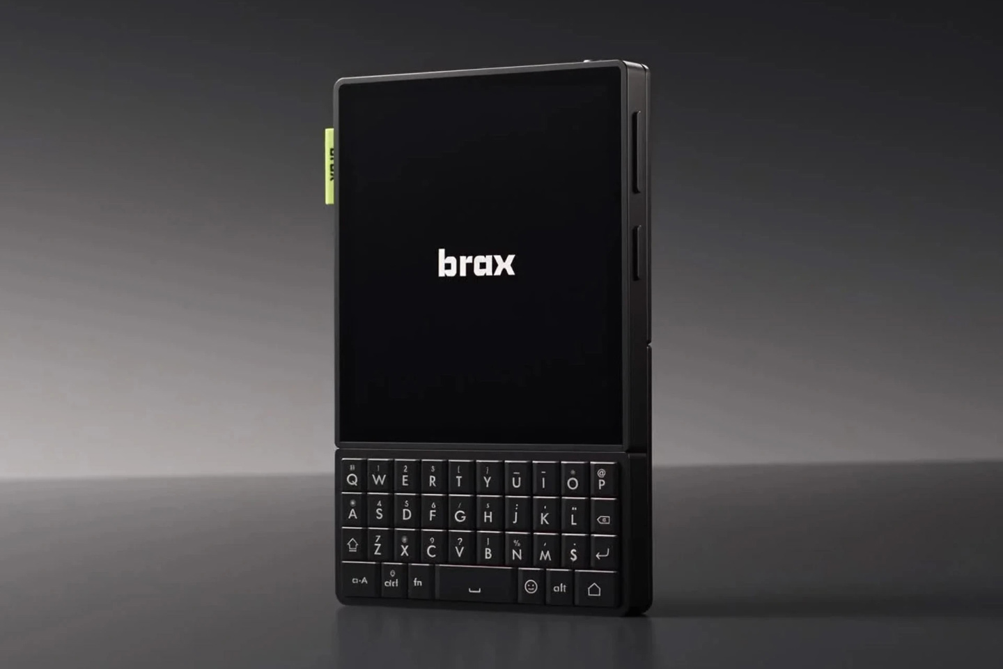 独特形态全键盘手机 Brax Wink 亮相:主打一键保护隐私和模块化设计