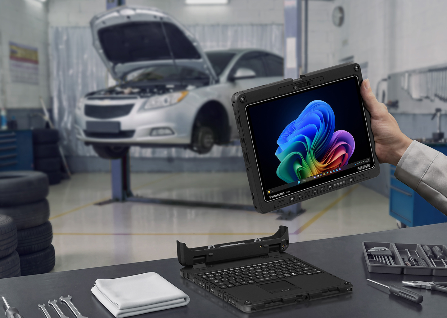 松下推出首款 Copilot+ 认证 TOUGHBOOK 强固型笔电 FZ-34,分体式二合一设计
