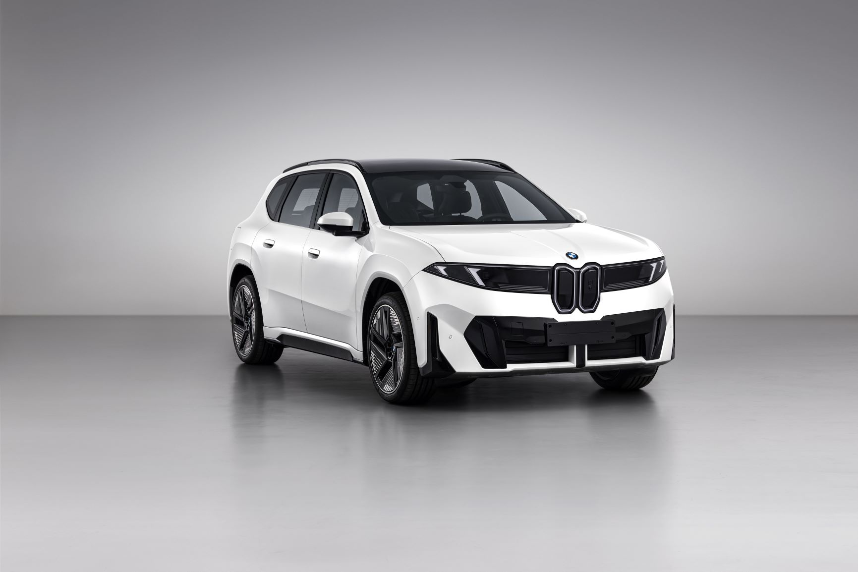 华晨宝马新世代 iX3 纯电 SUV 申报:此前已开启预订,26.99 万-33.99 万元起