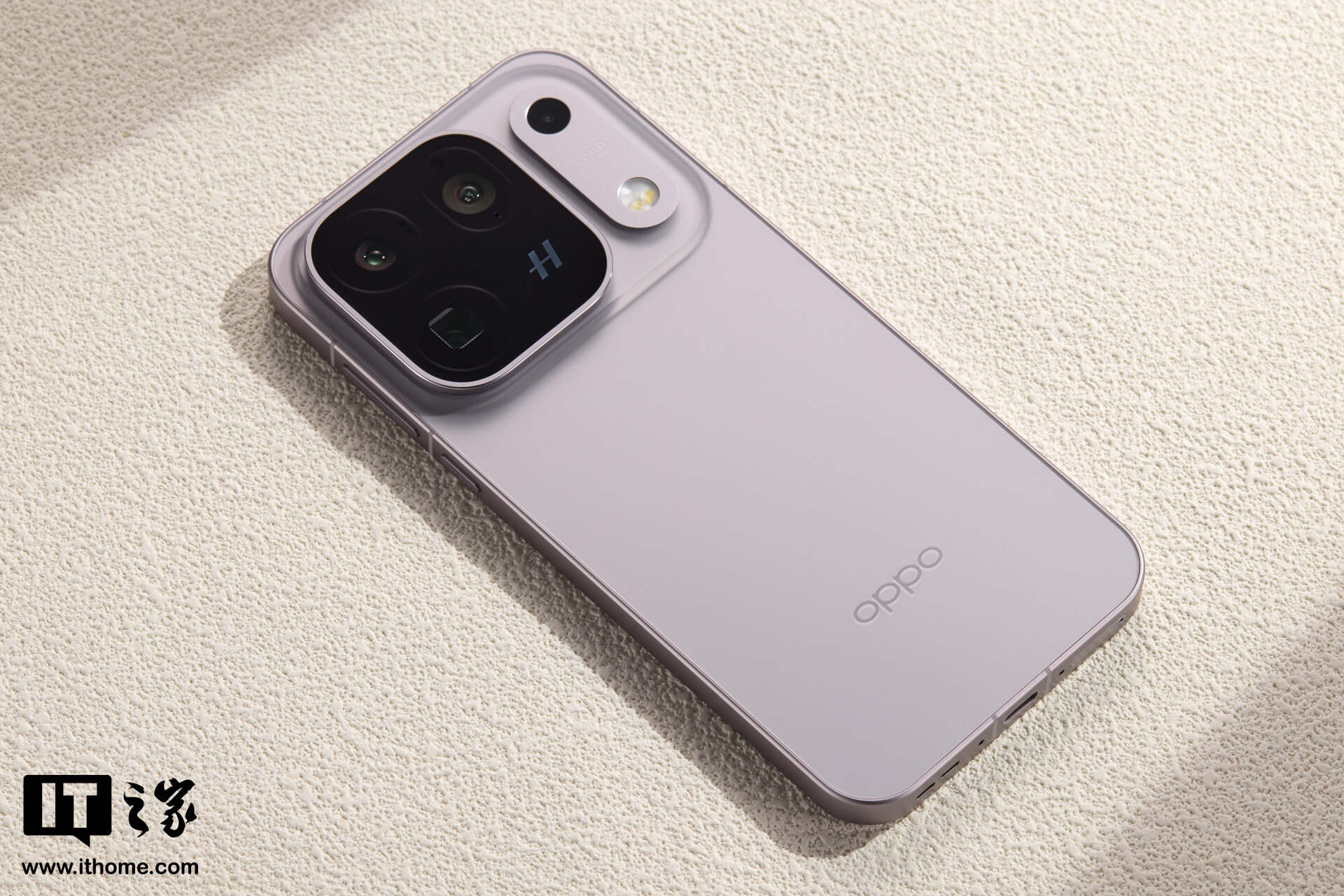 OPPO Find X10 Pro Max 发布:首发三 2 亿像素镜头群,售价 6799 元起