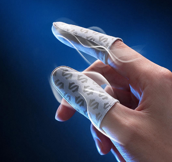 黑鲨银刃游戏指套 3 Pro 上市:0.28mm 超薄银布材质,29.9 元