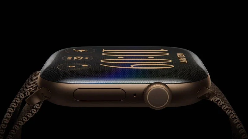 200 → 400 元：苹果调整 42mm/46mm 规格 Apple Watch Series 12 差价